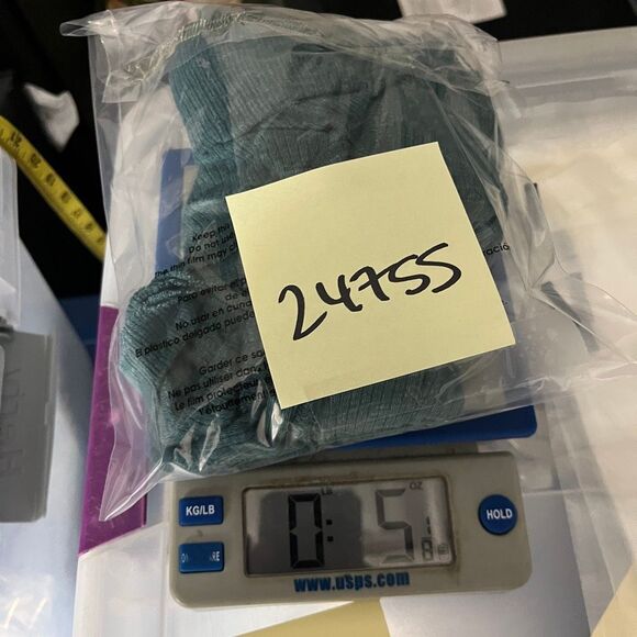 We The Free People Crush On You Tank Top Teal Sleeveless V-Neck Relaxed Fit M - Picture 10 of 10